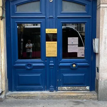 Foch Gare Joli En Centre-ville Apartamento